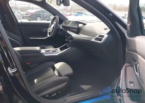 2025 BMW 330I xDrive z USA, uszkodzony, nr VIN 3MW89CW07S8F74134